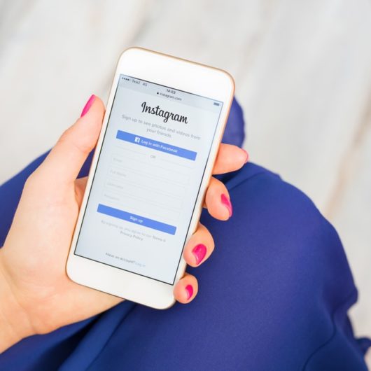 instagram socialad